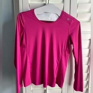 New Balance vented long sleeve microfiber shirt. Size L